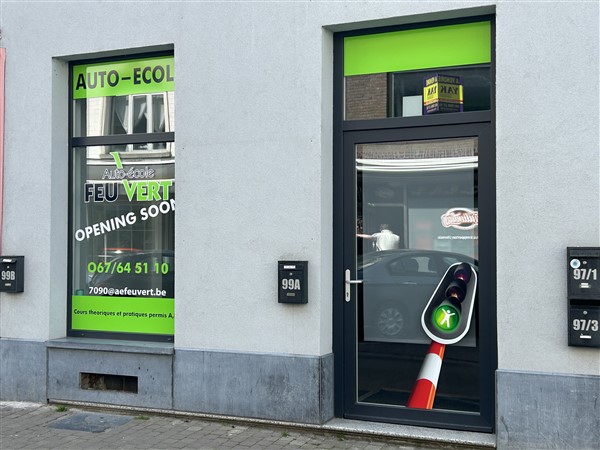 Vitrine (600 x 450) Vitrine (600 x 450)